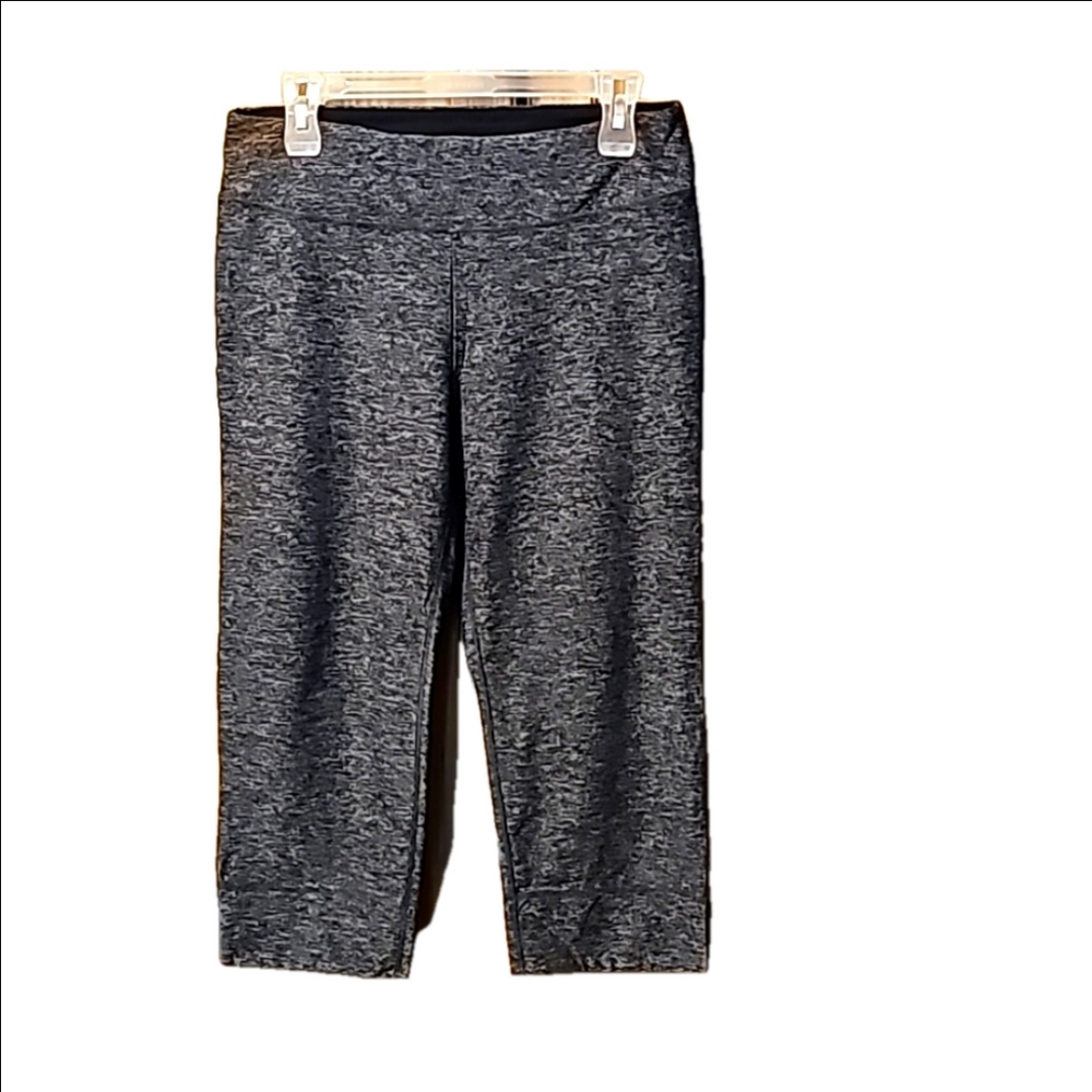 GUC Tuff Athletics Yoga Capri Pants